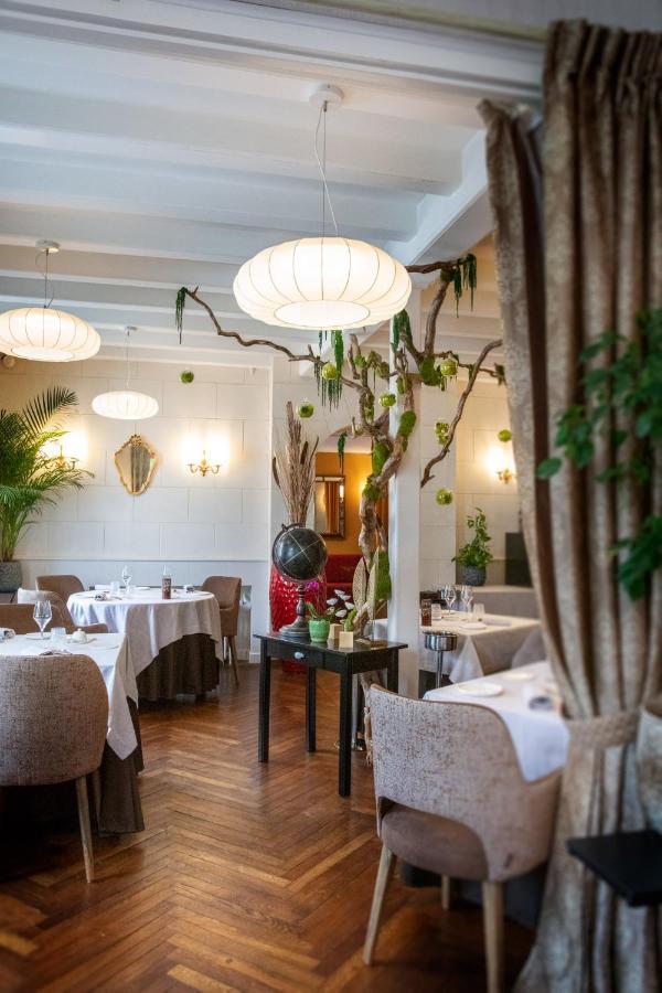 Logis Hotel La Breche - Restaurant Berthelot Amboise Exterior photo